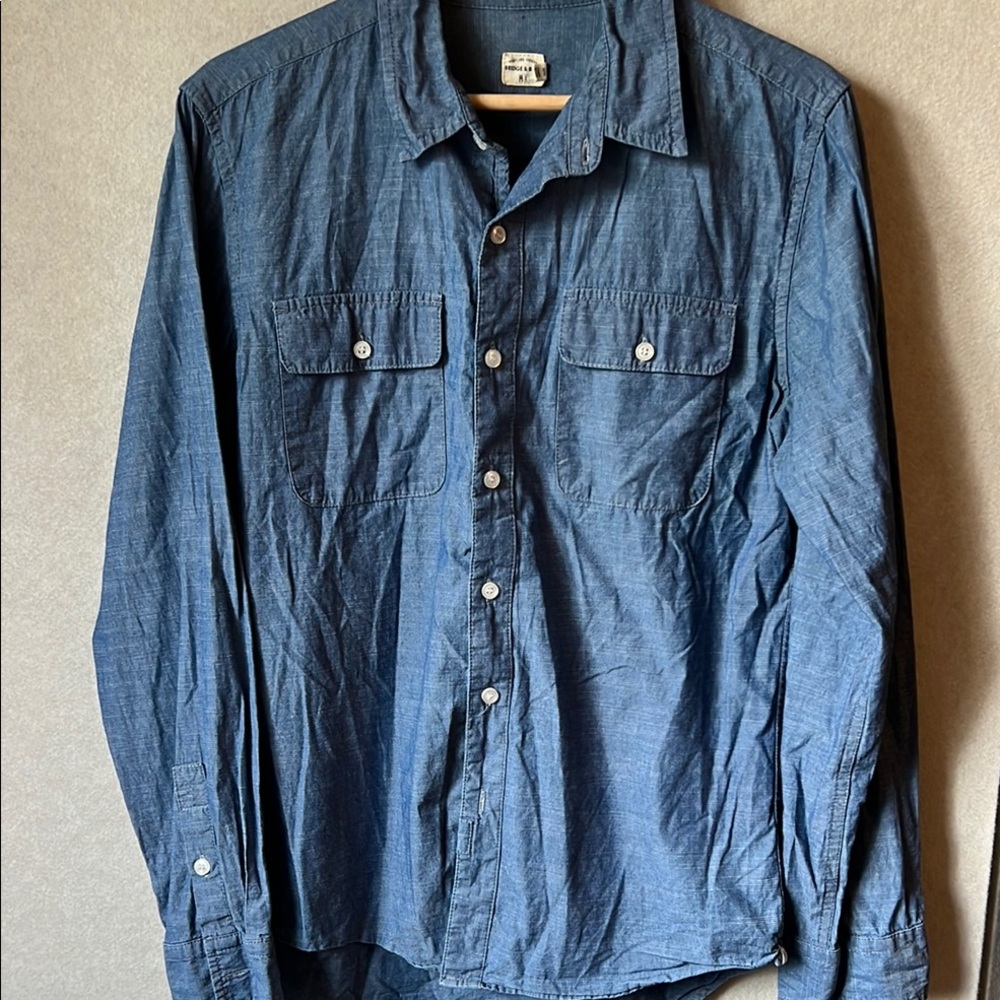 Casual Blue Denim Shirt with Pockets